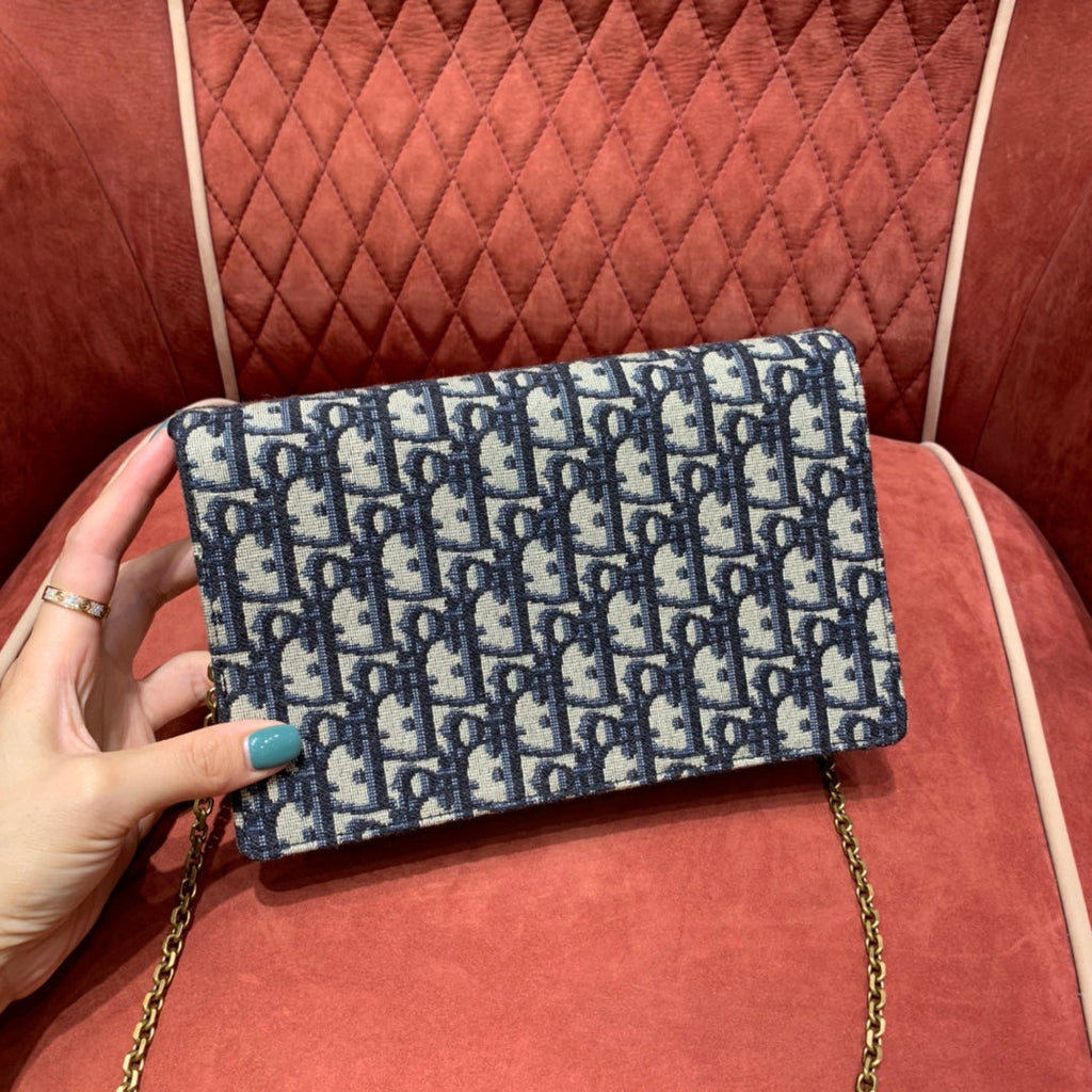 Dior Saddle Pouch Blue Dior Oblique Jacquard - 22 x 14.5 x 4.5 cm